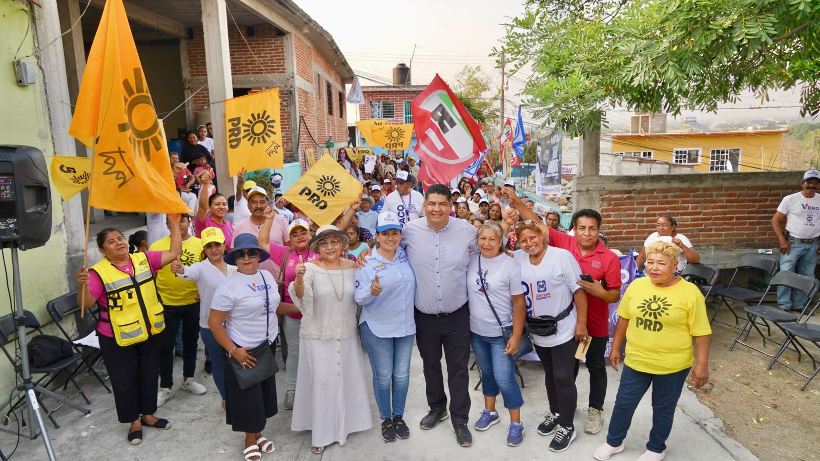 Fructífera gira de Paco Sánchez por Chinameca y Anenecuilco