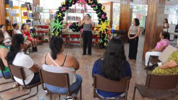 Reconocen desempeño de 360 mujeres en programa “Jefas de familia”