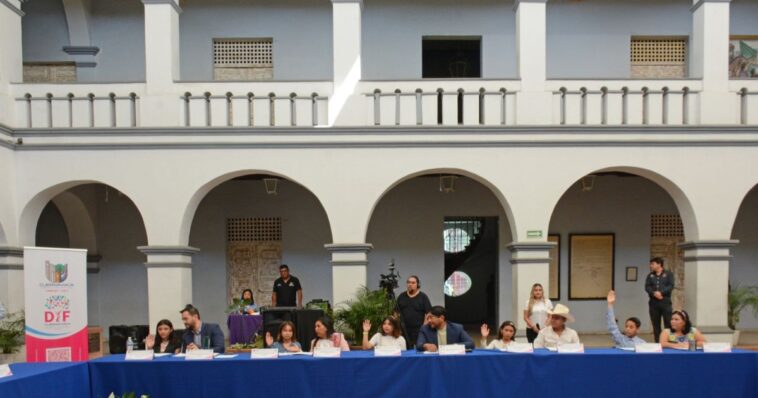 Se lleva a cabo la Sesión del Cabildo Infantil 2024