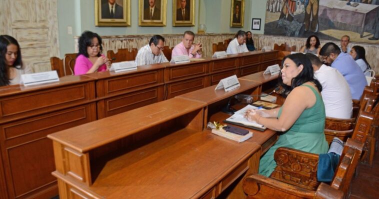 Cabildo de Cuernavaca reconoce las madres cuernavacenses