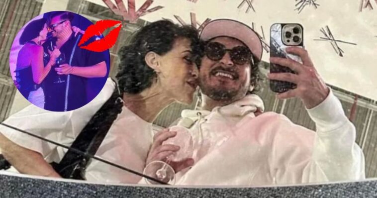 (VIDEO): Susana Zabaleta besa a Ricardo Pérez en pleno concierto