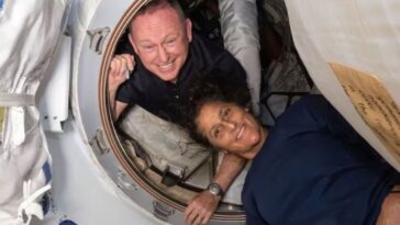 Aún no hay fecha para regresar a los astronautas varados en el espacio