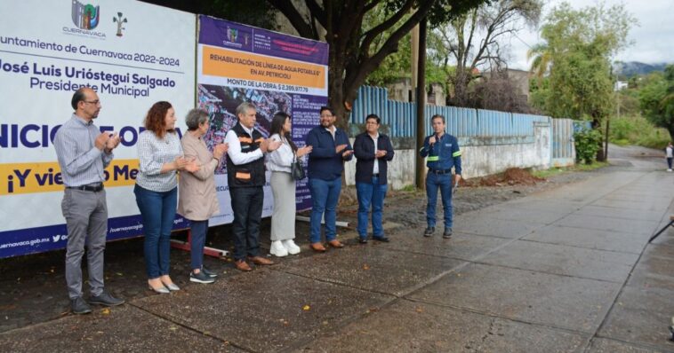 Dan continuidad a la rehabilitación de línea de agua potable en Lomas de Ahuatlán
