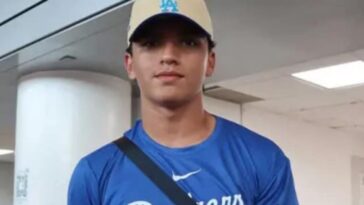 mexicano firma con Dodgers