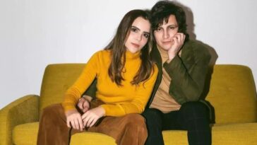 Siddhartha cuenta que no sabía que Yuya era famosa antes de conocerla