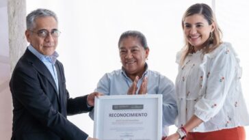 DIF Morelos recibe título de propiedad de tres predios en Temixco