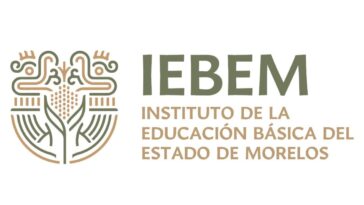 Atiende IEBEM a padres de familia quienes se manifestaron este lunes