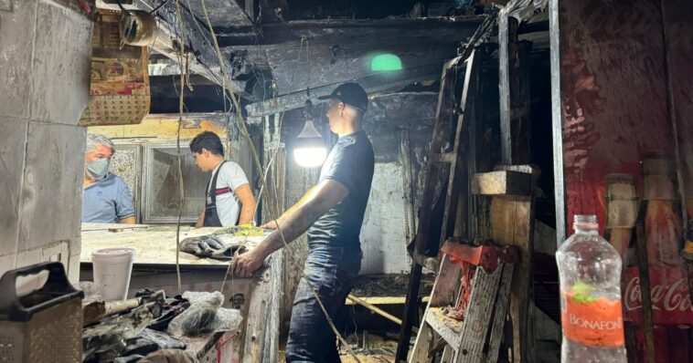 Bomberos Cuernavaca atienden siniestro en Mercado Adolfo López Mateos