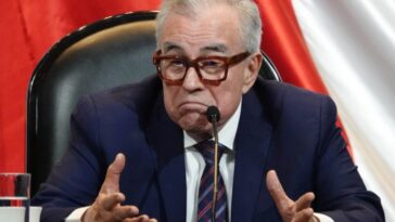 “El Gobierno no es el enemigo”: Rubén Rocha Moya