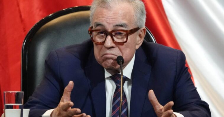 “El Gobierno no es el enemigo”: Rubén Rocha Moya