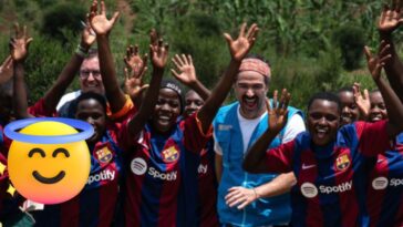Alfonso Herrera Uganda
