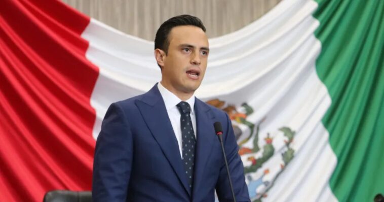 Diputado Daniel Martínez Terrazas busca derecho a pensión por viudez