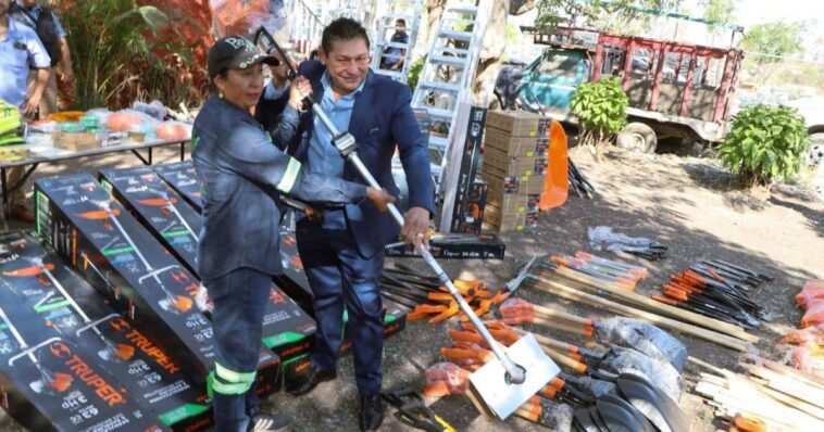 Entregan herramientas y quipos a brigadas de Servicios Públicos