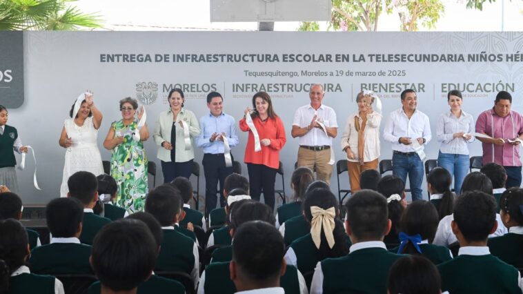 Gobernadora de Morelos entrega techumbre a escuela de Tequesquitengo