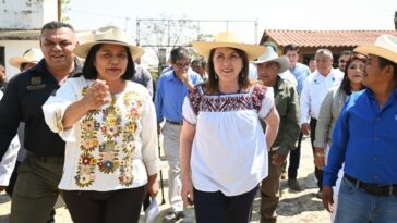 inician la campaña de Alfabetización para Mujeres Rurales