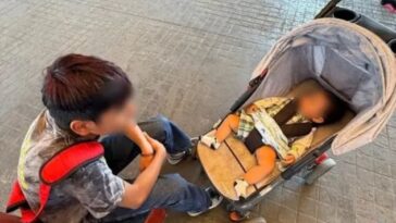 Niño con bebé de en CDMX