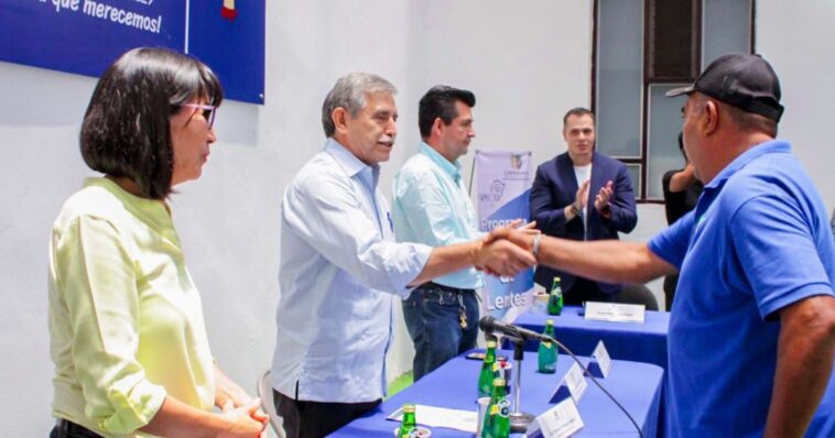 Alcalde JLUS entrega apoyo a trabajadores sindicalizados