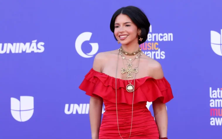 Angela Aguilar pide ser llamada “Señora González”
