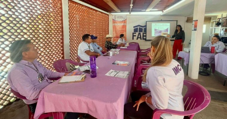 Acercan servicios y apoyos a colonias de Cuernavaca