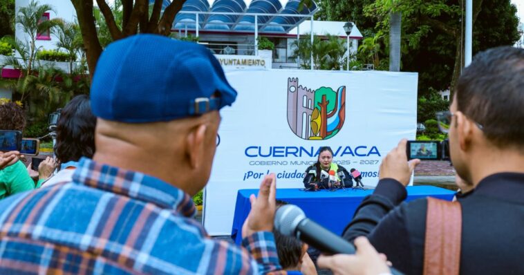 Dan atención a afectaciones tras lluvias en Cuernavaca