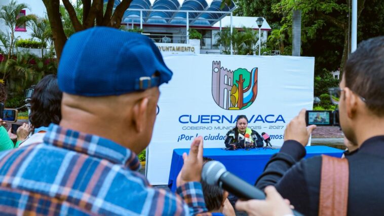 Dan atención a afectaciones tras lluvias en Cuernavaca