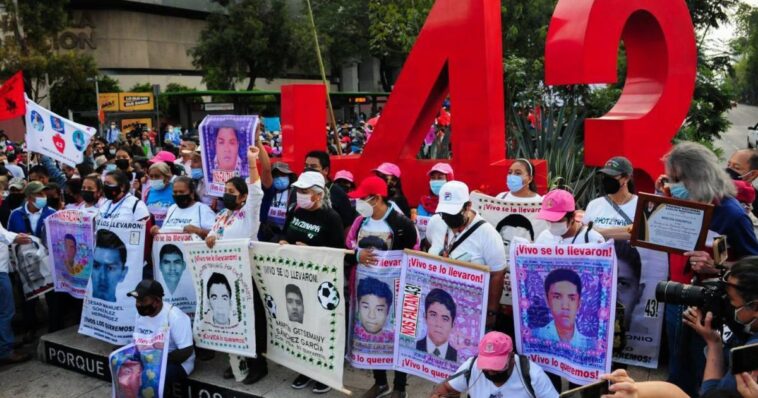 Detienen a hombre presuntamente relacionado con el caso Ayotzinapa