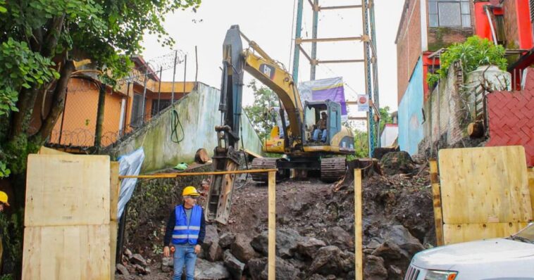 Dan inicio a la construcción de tanque elevado en la colonia Loma Linda