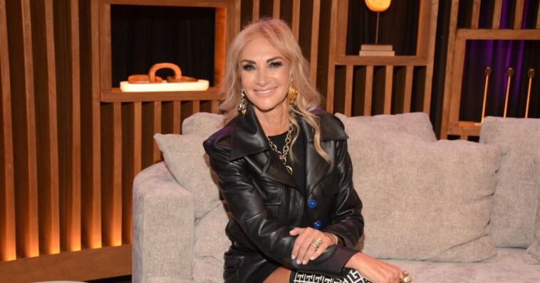 Adela Micha aclara los rumores de demanda de Nodal