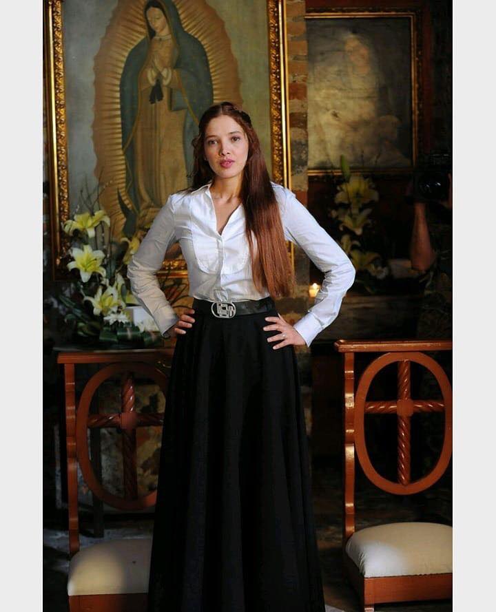 Adela noriega