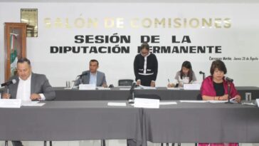 Isaac Pimentel Mejía celebra sesión de la Diputación Permanente