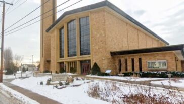 Registran tiroteo en una escuela católica en Minneapolis