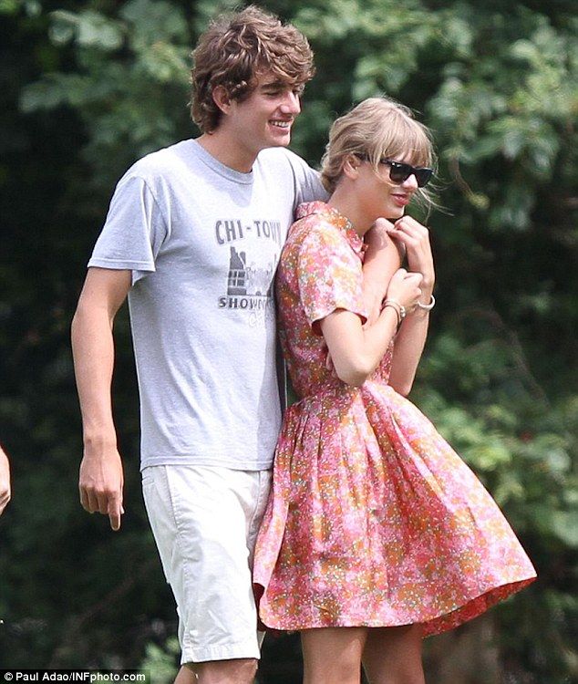 taylor swift y Conor Kennedy