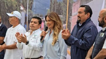 Entregan obra de pavimentación en colonia Casasano, Cuautla