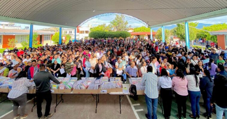 Inicia la entrega de útiles escolares gratuitos en Yecapixtla