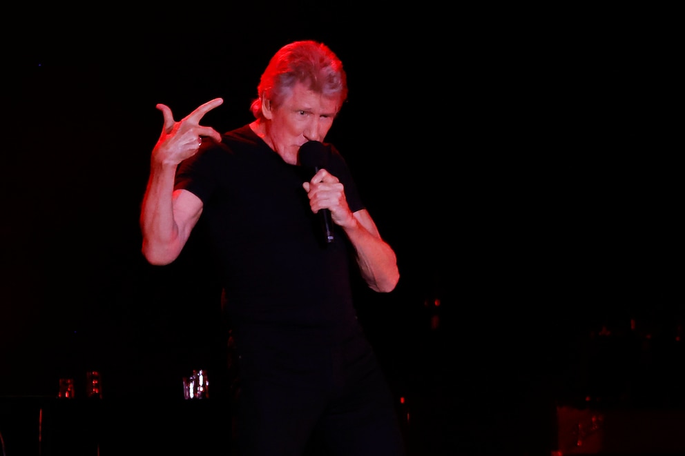 roger waters