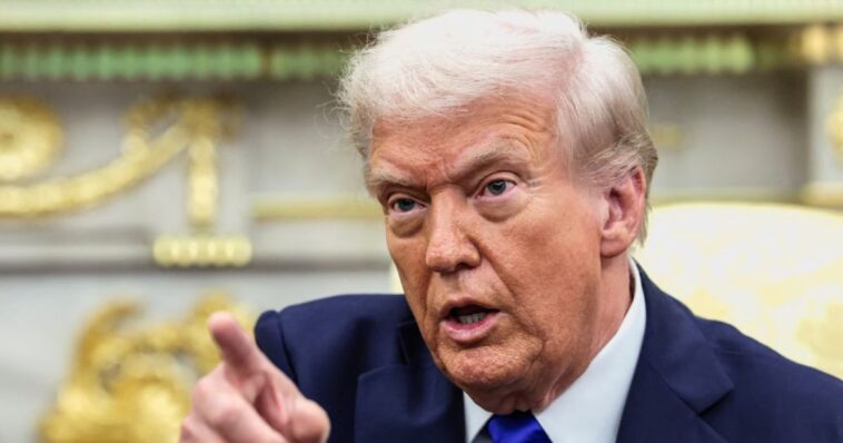 Donald Trump pide cárcel para el alcalde de Chicago y gobernador de Illinois
