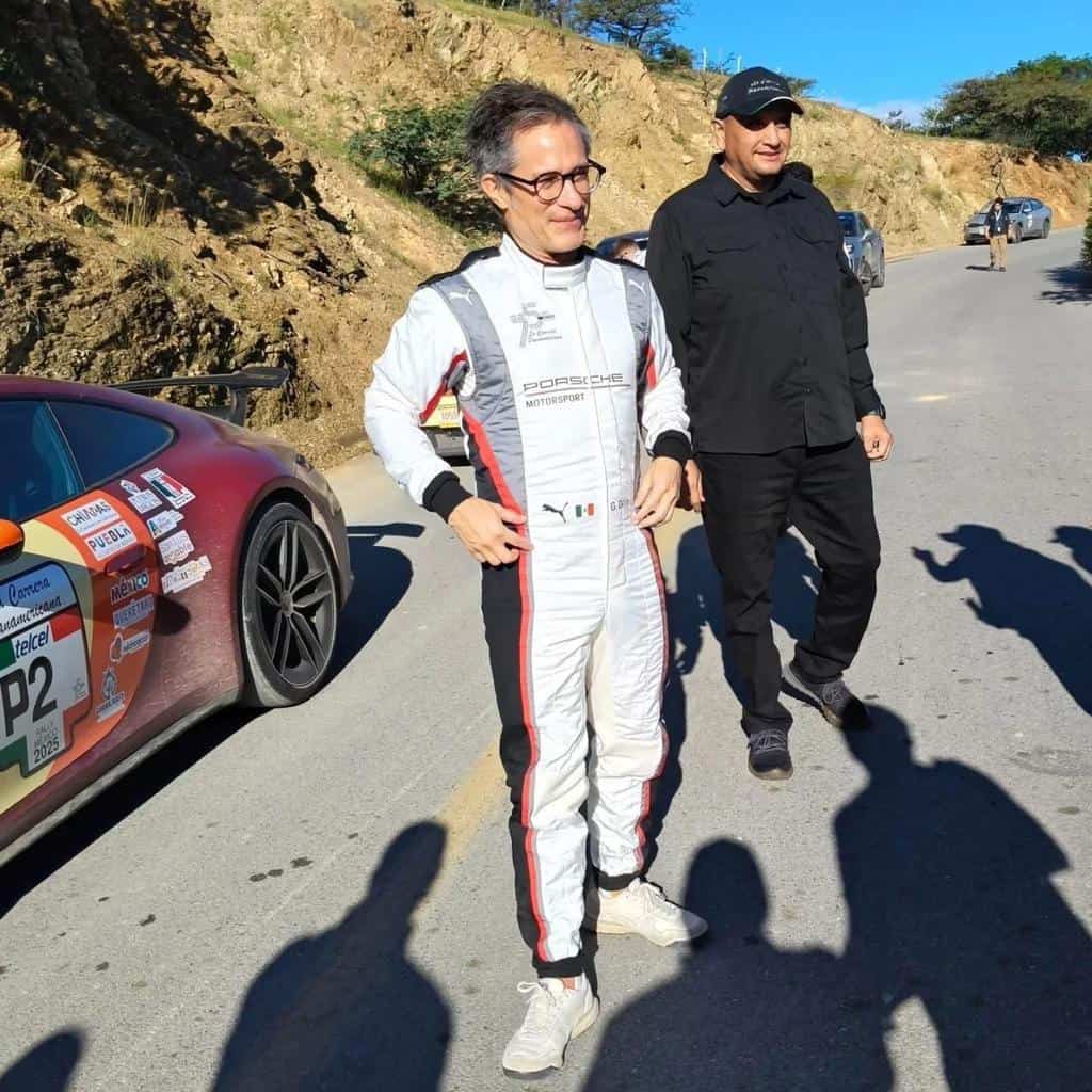 Gael garcía piloto