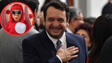 Hijo de AMLO compra obra de arte japonés por medio millón de pesos