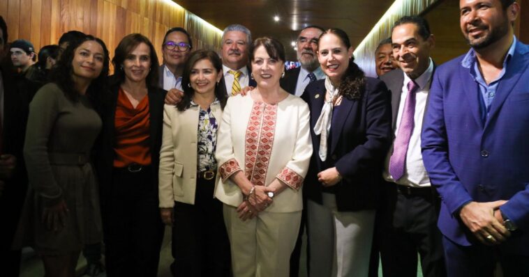 Margarita González Saravia rinde informe de resultados 2025