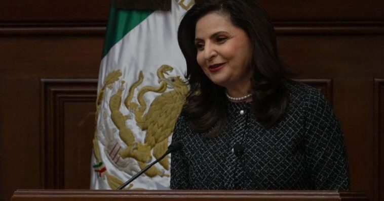 Suena salsa en lugar de Himno Nacional en Tribunal Electoral