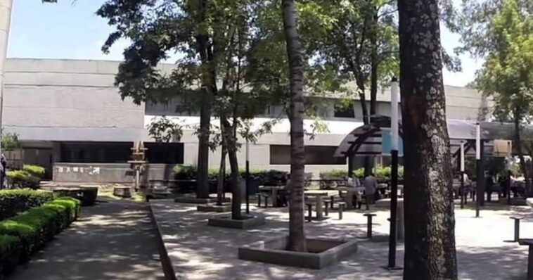 facultad de Ciencias Políticas de la UNAM