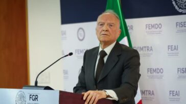 ¿Alejandro Gertz renuncia a la FGR?