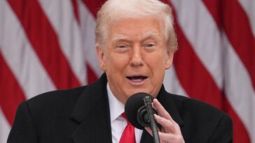 Trump ordena cerrar espacio aéreo venezolano