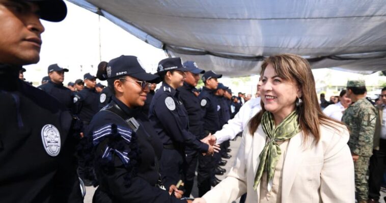 Morelos refuerza seguridad con 120 nuevos policías graduados