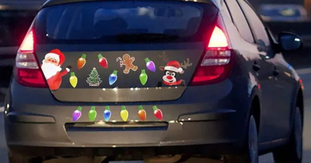 Prohibido los adornos navideños en autos en CDMX