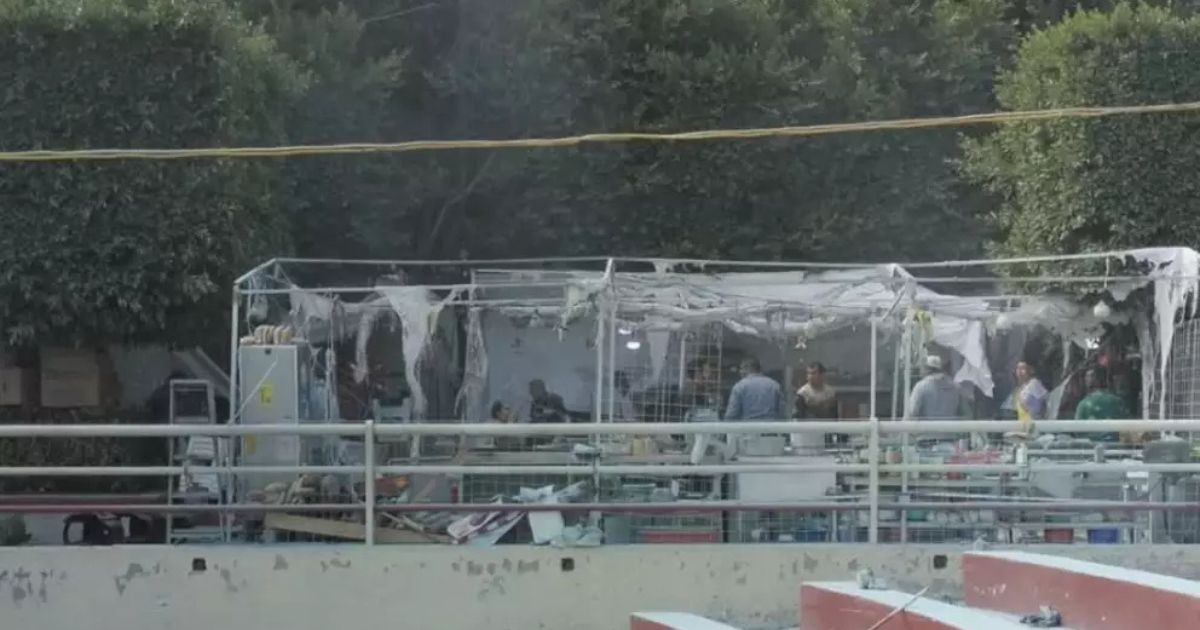 Se registra explosión en Bazar Navideño, Edomex