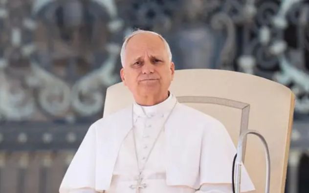 papa dice que la guerra está de moda