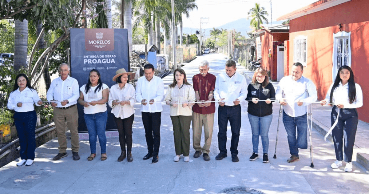 Supervisan obras de saneamiento y educación en el sur poniente