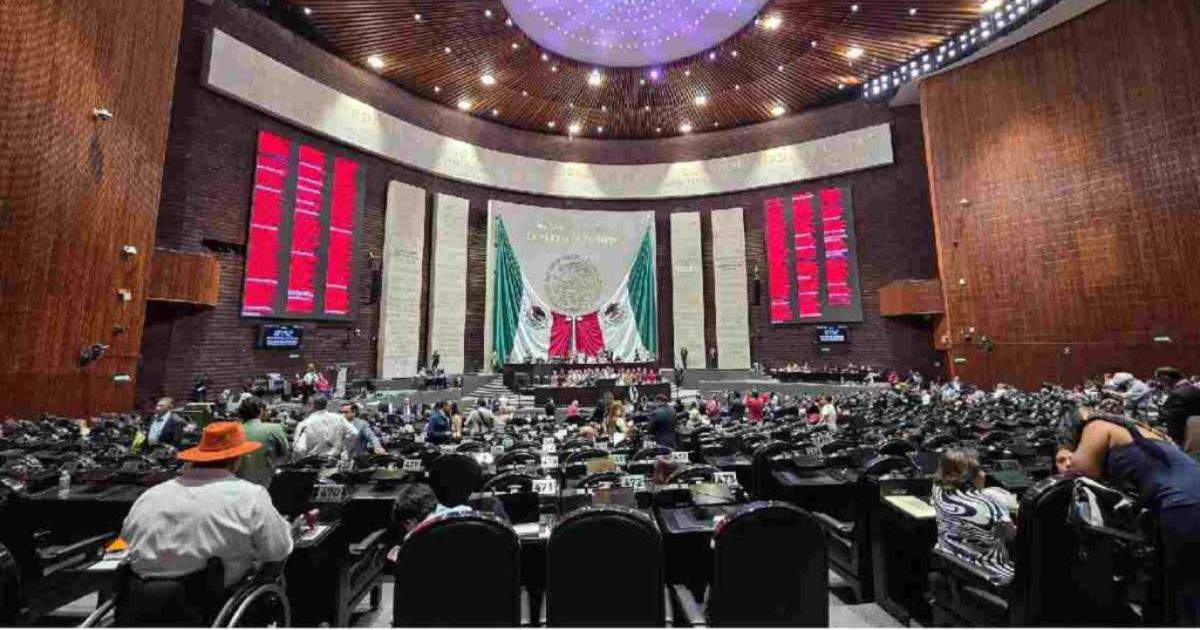 Diputados avalan en comisiones jornada laboral de 40 horas