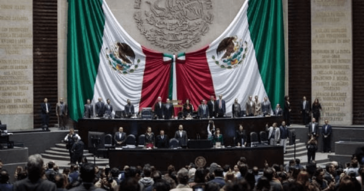 Autorizan a diputados para no sesionar